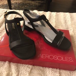Aerosoles flat sandals.